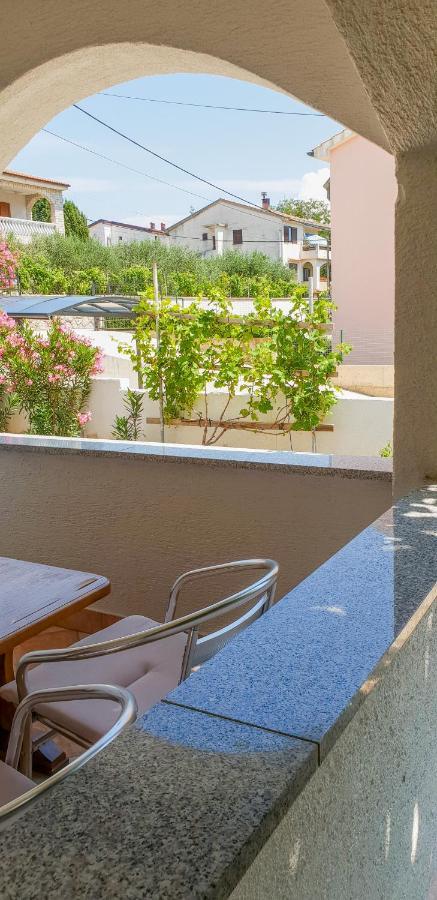 באסקה Apartments Benkovic מראה חיצוני תמונה
