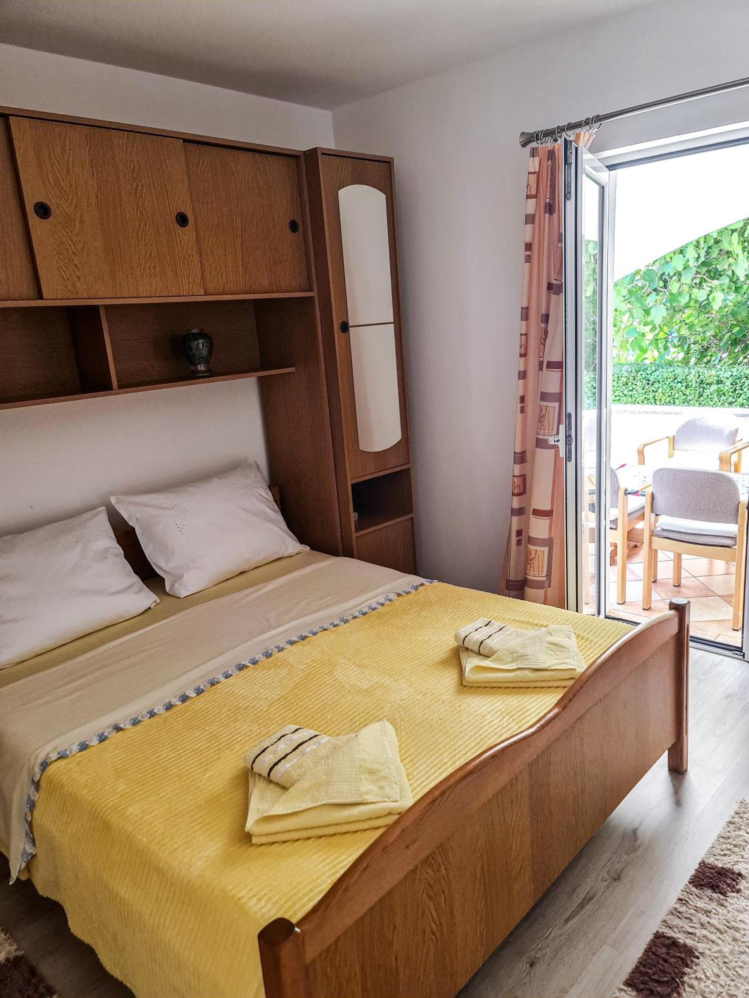 באסקה Apartments Benkovic מראה חיצוני תמונה