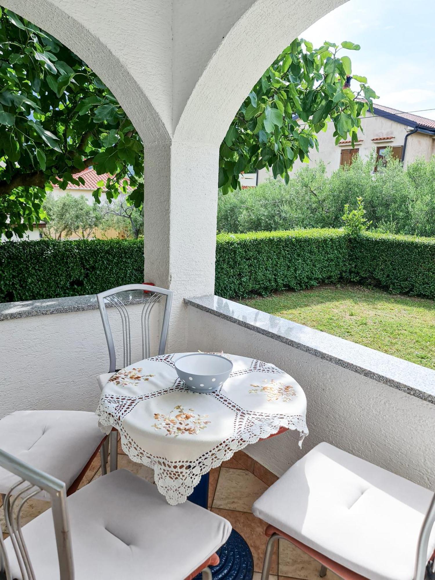 באסקה Apartments Benkovic מראה חיצוני תמונה